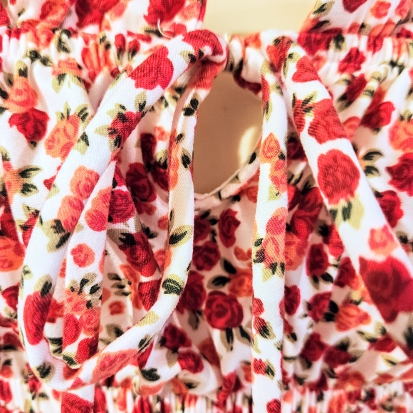 Urban Outfitters Floral Crop Top Small - Picture 6 of 9